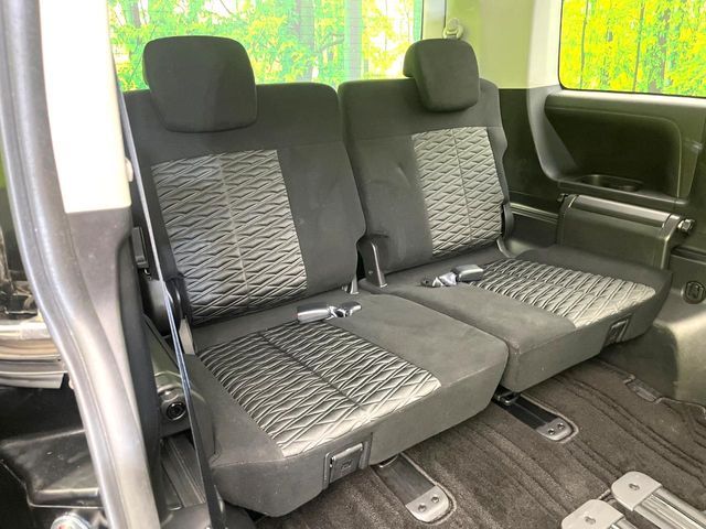 MITSUBISHI DELICA D:5 4WD 2020