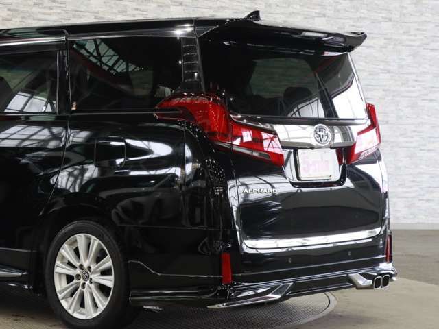 TOYOTA ALPHARD 2018