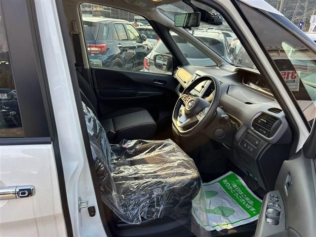 NISSAN SERENA  WG 2022