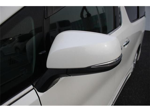 TOYOTA VELLFIRE 2015