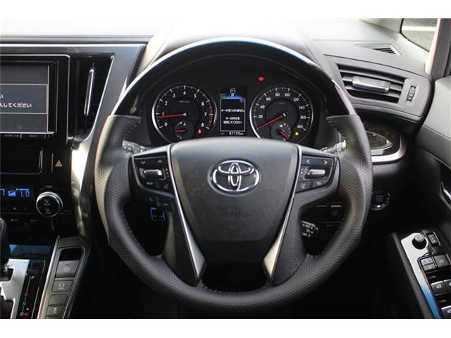 TOYOTA VELLFIRE 2015