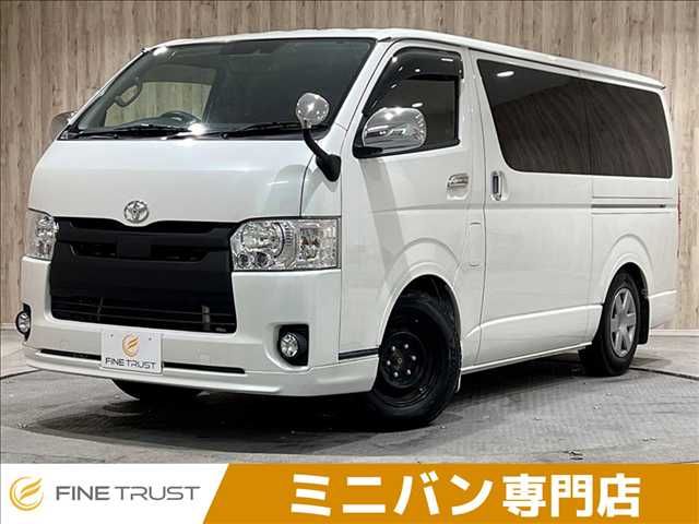 TOYOTA HIACE van 4WD 2018