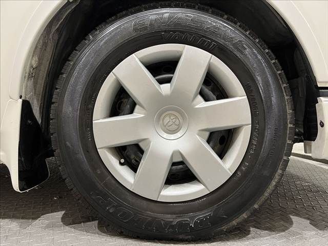 TOYOTA HIACE van 4WD 2018