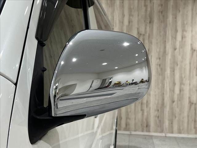 TOYOTA HIACE van 4WD 2018