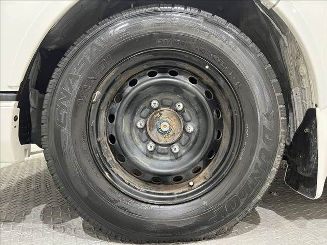 TOYOTA HIACE van 4WD 2018