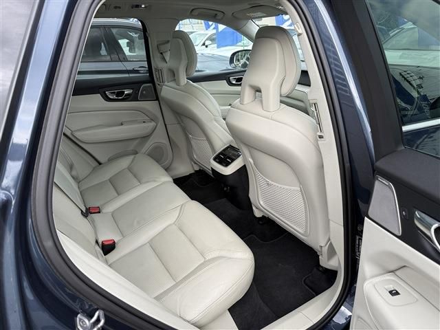 VOLVO VOLVO XC60 2017