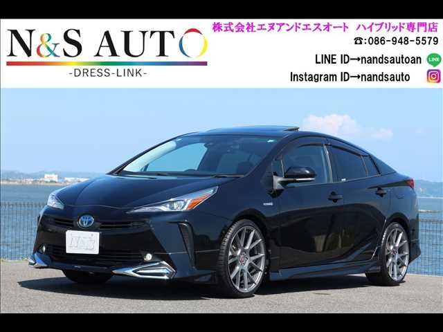 TOYOTA PRIUS 2019