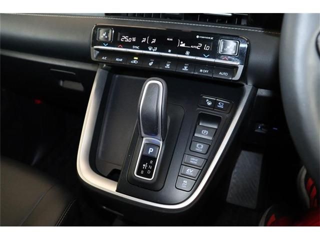 TOYOTA NOAH HYBRID 2023