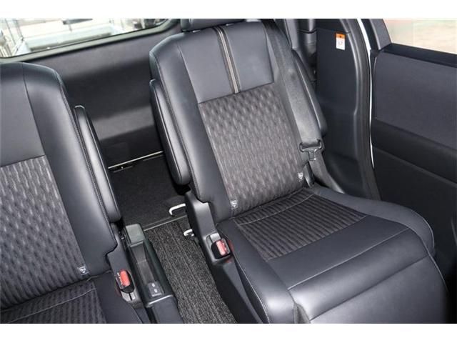 TOYOTA NOAH HYBRID 2023