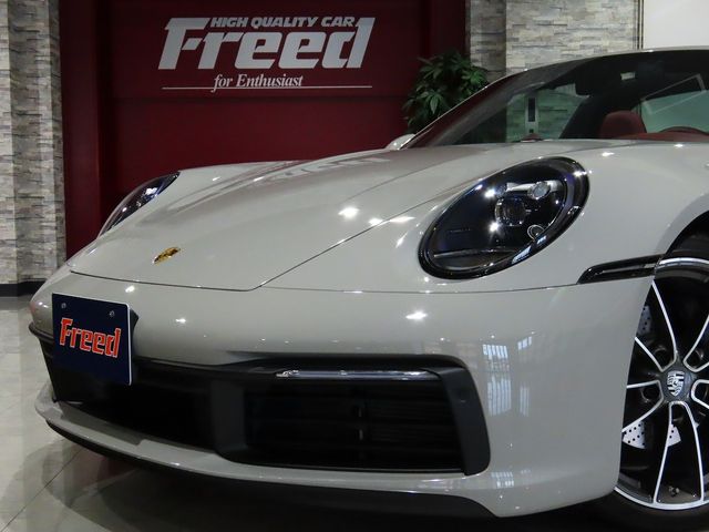 PORSCHE PORSCHE 911 2024