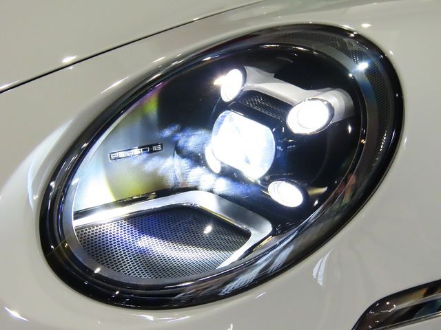 PORSCHE PORSCHE 911 2024