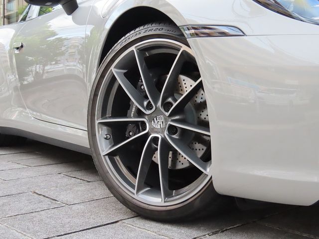 PORSCHE PORSCHE 911 2024