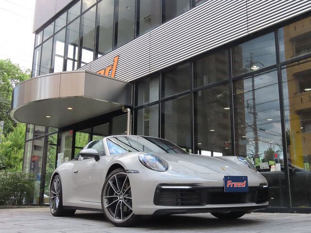 PORSCHE PORSCHE 911 2024