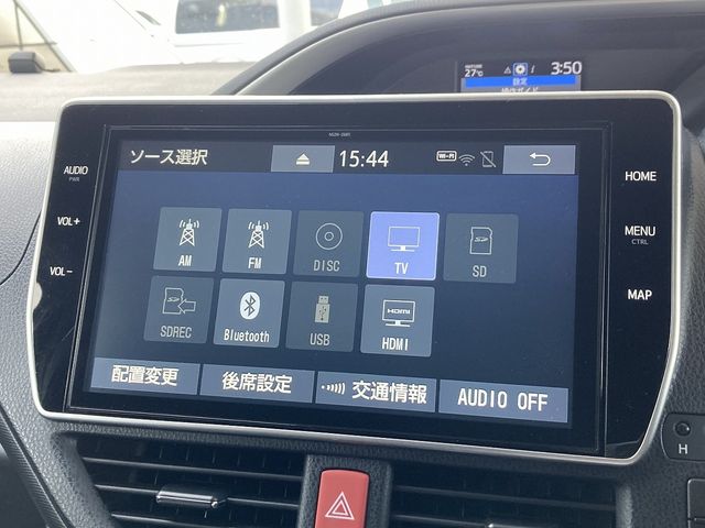 TOYOTA VOXY 4WD 2019