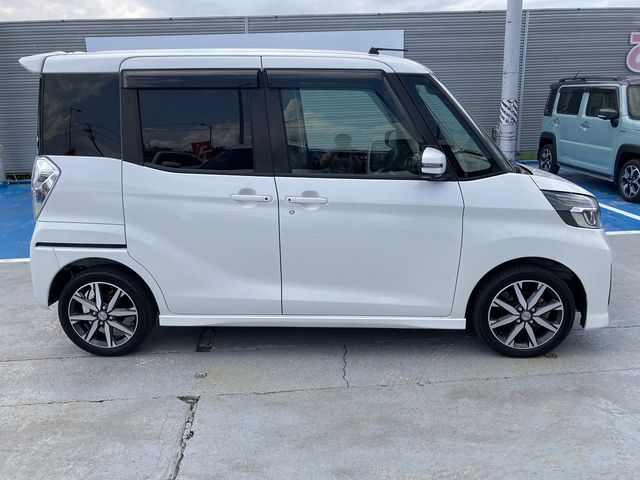 NISSAN DAYZ ROOX 4WD 2019