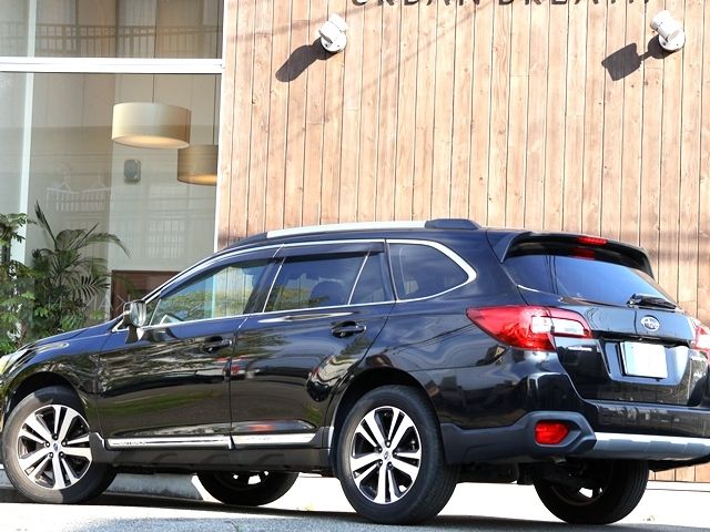 SUBARU LEGACY OUTBACK 2017