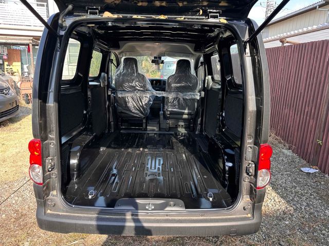 NISSAN NV200 VANETTE van 2022