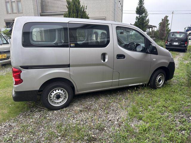 NISSAN NV200 VANETTE van 2022