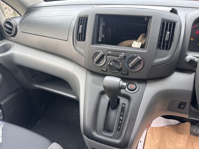 NISSAN NV200 VANETTE van 2022