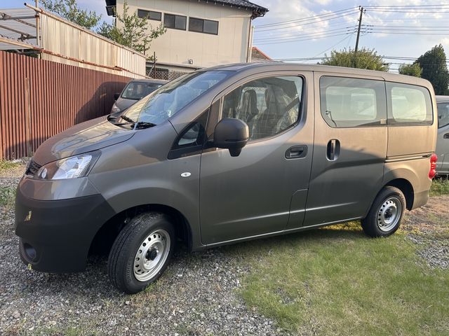 NISSAN NV200 VANETTE van 2022
