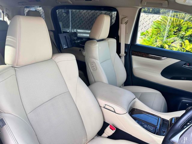 TOYOTA ALPHARD hybrid 4WD 2020