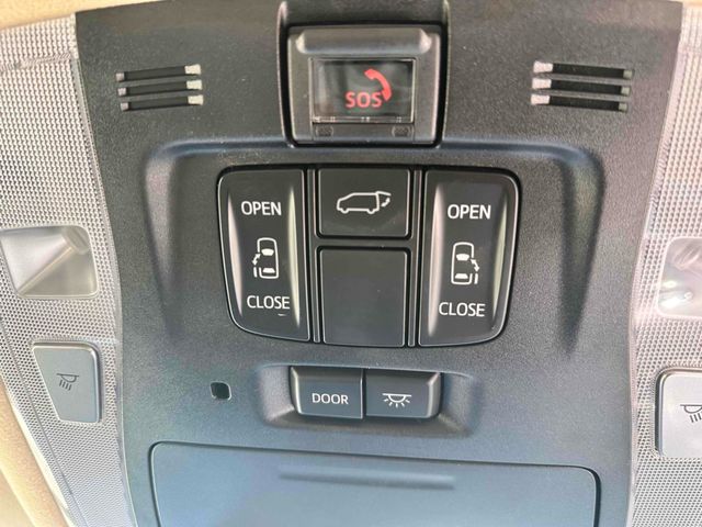 TOYOTA ALPHARD hybrid 4WD 2020