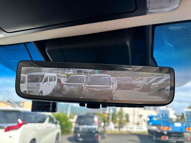 TOYOTA ALPHARD hybrid 4WD 2020