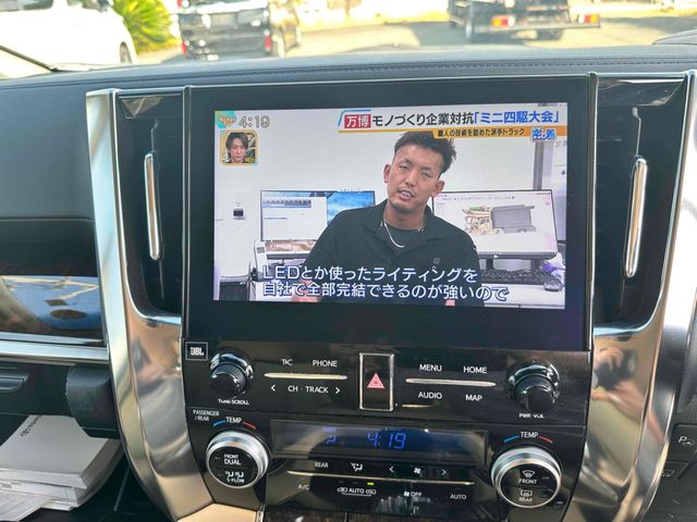 TOYOTA ALPHARD hybrid 4WD 2020