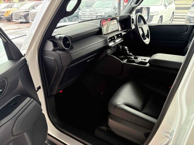 TOYOTA LANDCRUISER 250 2024