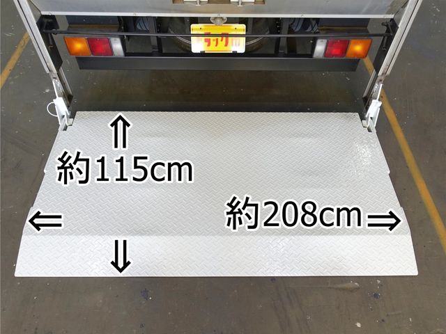 MITSUBISHI CANTER 2012