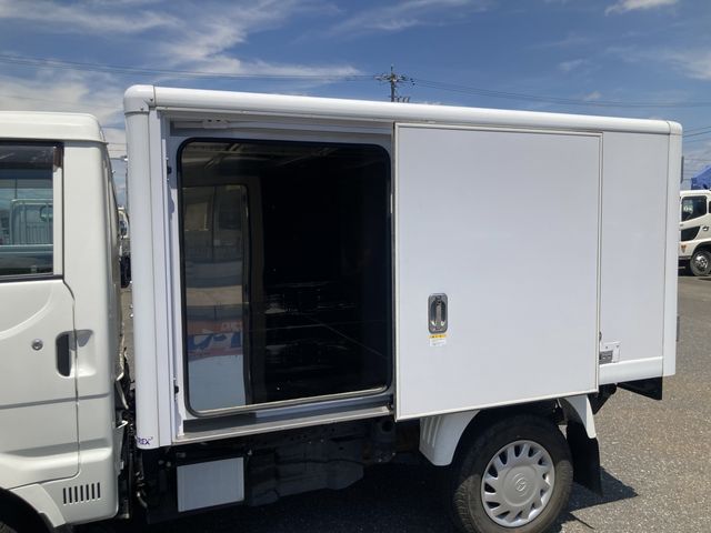 MAZDA BONGO truck 4WD 2018