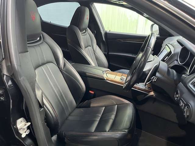 MASERATI MASERATI GHIBLI Sedan 2016