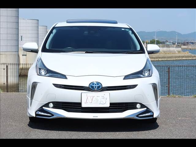 TOYOTA PRIUS 2020