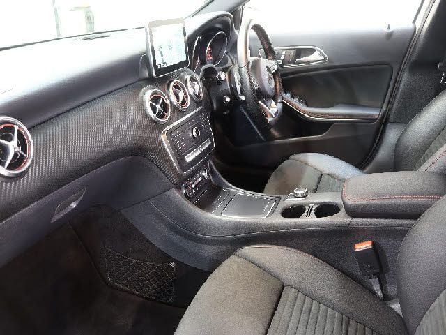 MERCEDES BENZ MERCEDES BENZ A class 2016