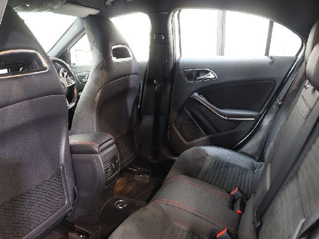 MERCEDES BENZ MERCEDES BENZ A class 2016