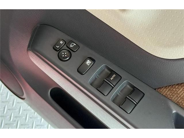 NISSAN MOCO 4WD 2012