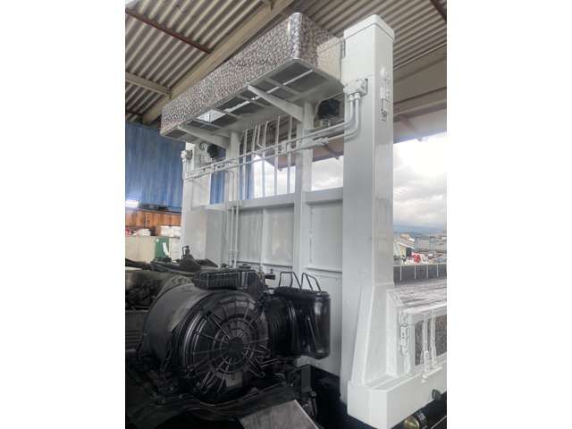 MITSUBISHI FUSOU SUPER GREAT 2000