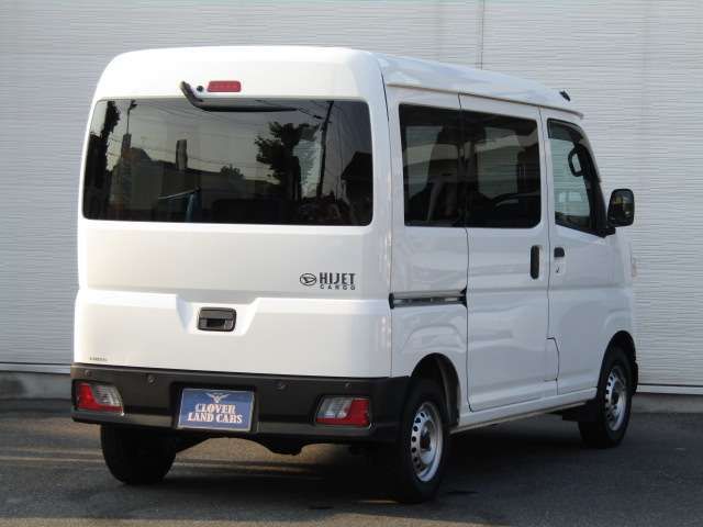 DAIHATSU HIJET CARGO 2022