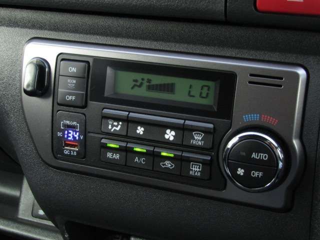 TOYOTA HIACE van 2WD 2023