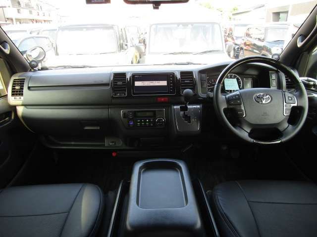TOYOTA HIACE van 2WD 2023