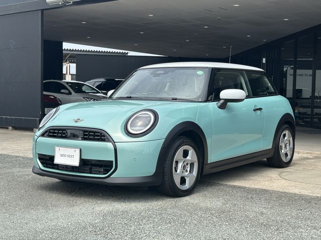 BMW MINI COOPER 2024