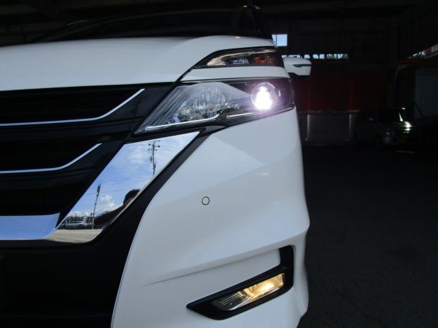 NISSAN SERENA  S-HYBRID 4WD 2018