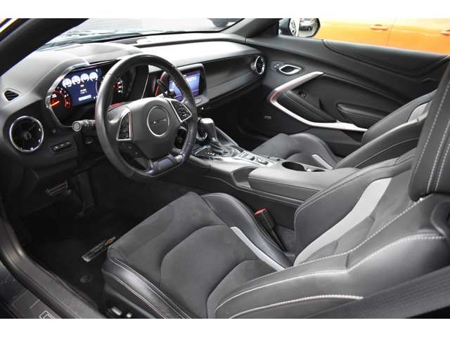 CHEVROLET CHEVROLET CAMARO 2019