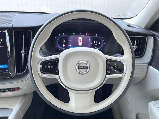 VOLVO VOLVO XC60 2024