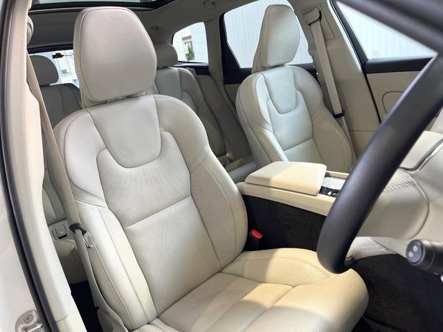 VOLVO VOLVO XC60 2024