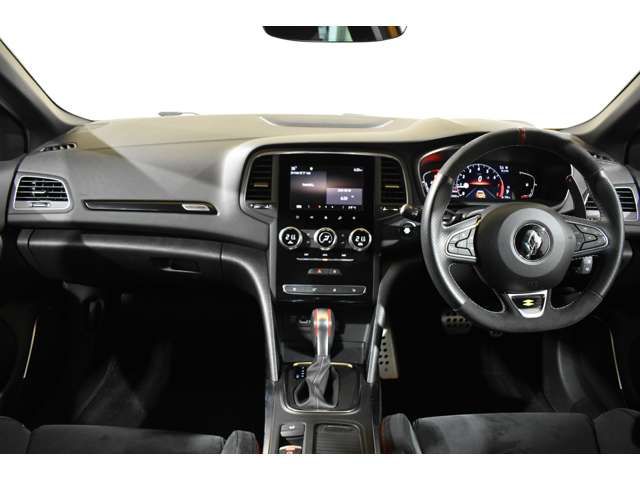 RENAULT RENAULT MEGANE hatchback 2022