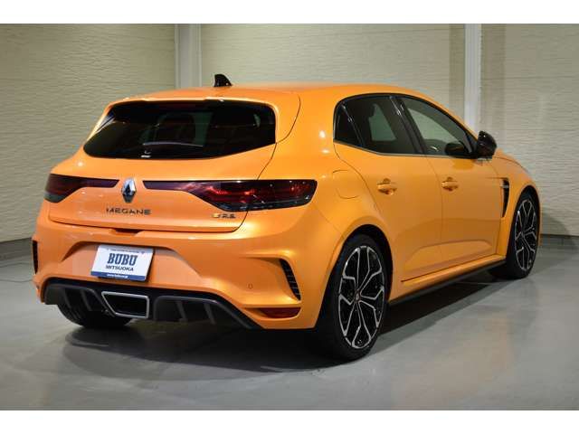 RENAULT RENAULT MEGANE hatchback 2022