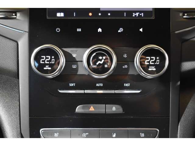 RENAULT RENAULT MEGANE hatchback 2022