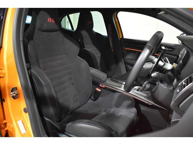 RENAULT RENAULT MEGANE hatchback 2022