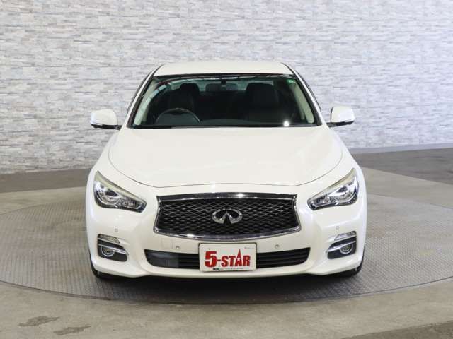 NISSAN SKYLINE HYBRID 2017